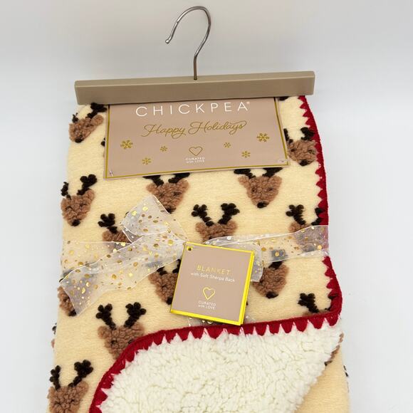 Chickpea Sherpa Christmas Reindeer Baby Blanket NEW - Picture 4 of 4